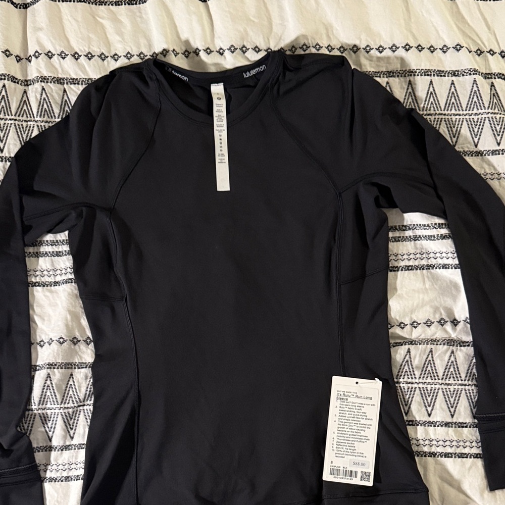 Lululemon Rulu Run Long Sleeve-Black. Size 8